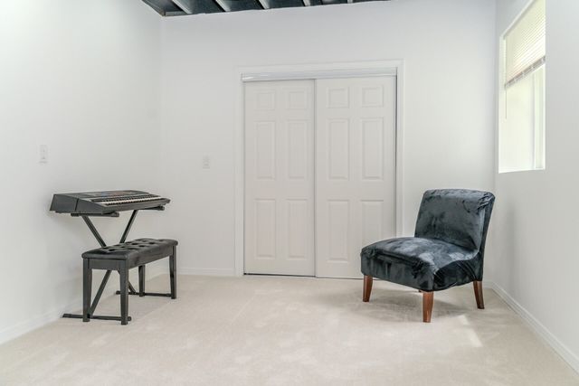 1360 Fairlane Drive, Ann Arbor, MI 48104