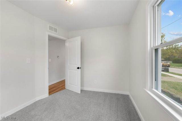 13410 Wainfleet Avenue, Cleveland, OH 44135