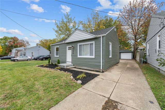 13410 Wainfleet Avenue, Cleveland, OH 44135