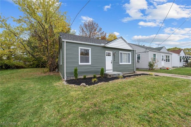 13410 Wainfleet Avenue, Cleveland, OH 44135