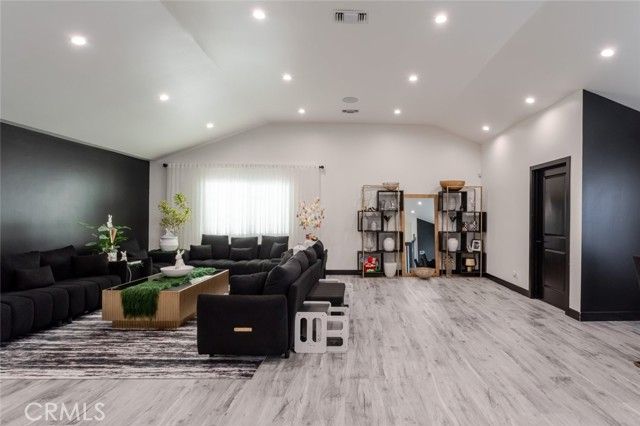 12608 Califa Street, Valley Village, CA 91607