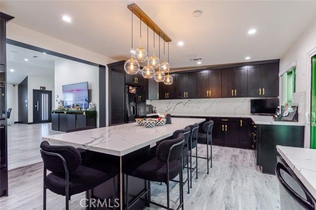 12608 Califa Street, Valley Village, CA 91607