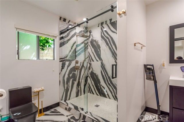 12608 Califa Street, Valley Village, CA 91607