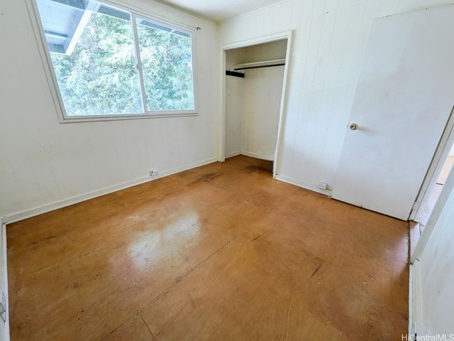 94-027 Nawaakoa Place 1, Waipahu, HI 96797