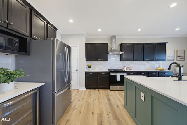 6209 Hirondelle Court, Holly Springs, NC 27540