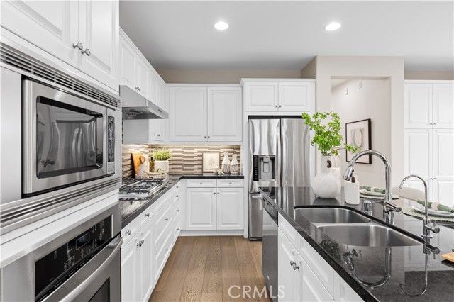 129 Pathway, Irvine, CA 92618