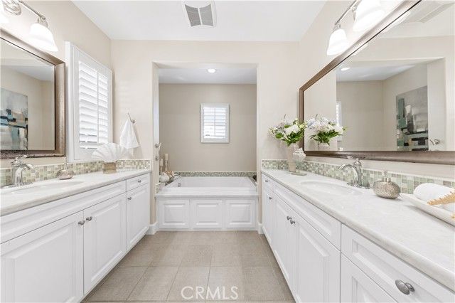 129 Pathway, Irvine, CA 92618