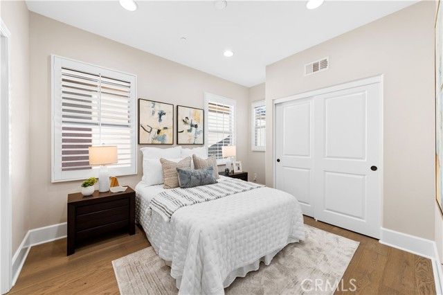 129 Pathway, Irvine, CA 92618