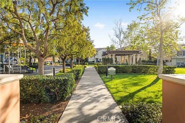 129 Pathway, Irvine, CA 92618