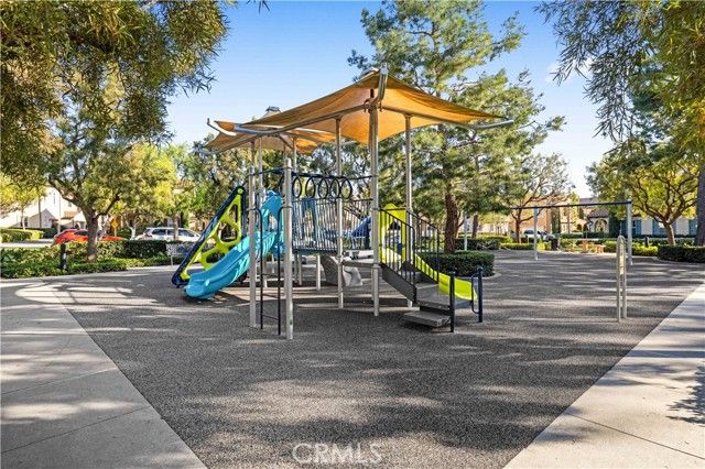 129 Pathway, Irvine, CA 92618