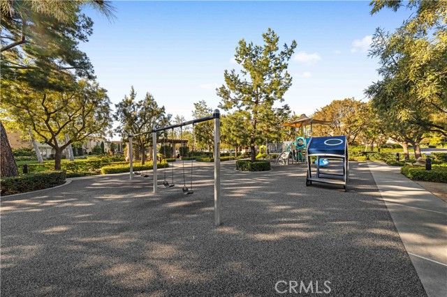 129 Pathway, Irvine, CA 92618