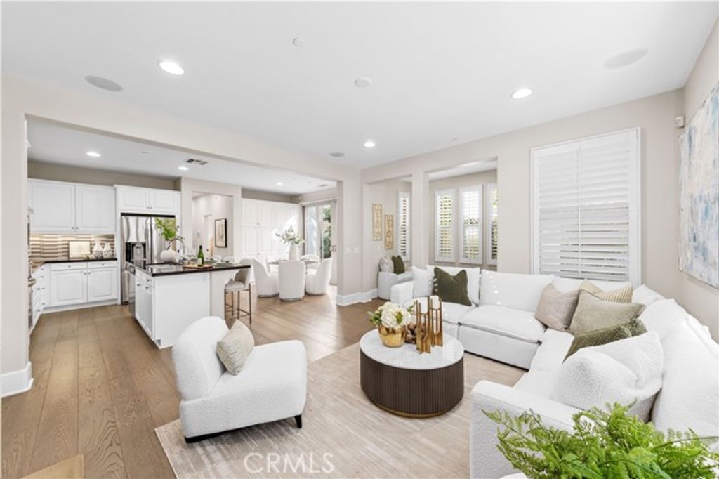 129 Pathway, Irvine, CA 92618