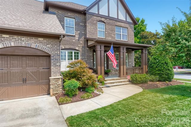 9604 Ashley Green Court NW, Concord, NC 28027