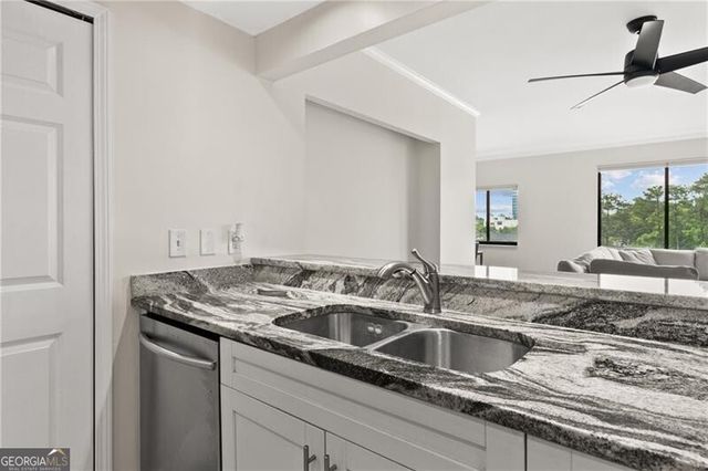 3481 Lakeside Drive NE 1201, Atlanta, GA 30326