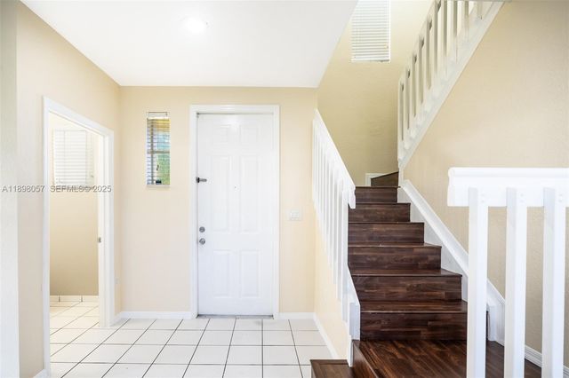 6051 SW 19th Place, North Lauderdale, FL 33068