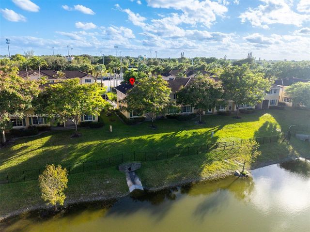 6051 SW 19th Place, North Lauderdale, FL 33068