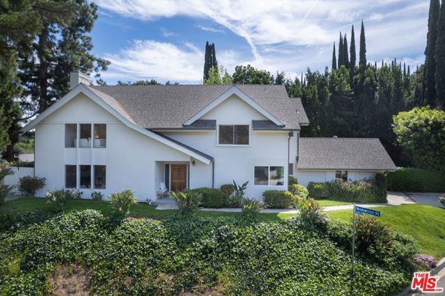3592 Alana Drive, Sherman Oaks, CA 91403