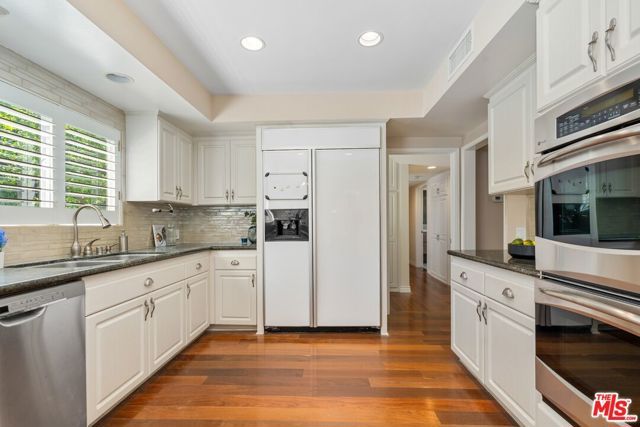 3592 Alana Drive, Sherman Oaks, CA 91403