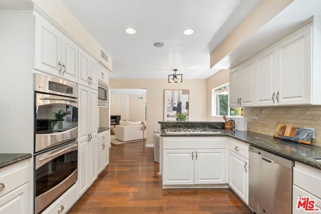 3592 Alana Drive, Sherman Oaks, CA 91403