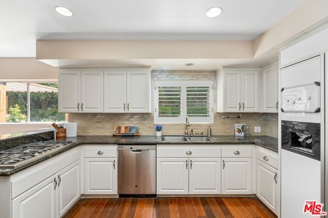 3592 Alana Drive, Sherman Oaks, CA 91403