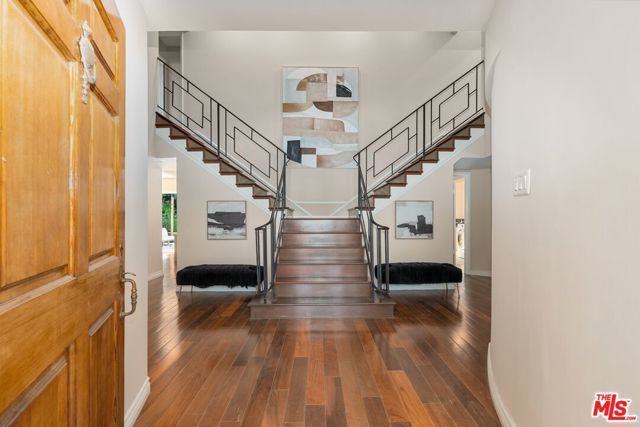 3592 Alana Drive, Sherman Oaks, CA 91403