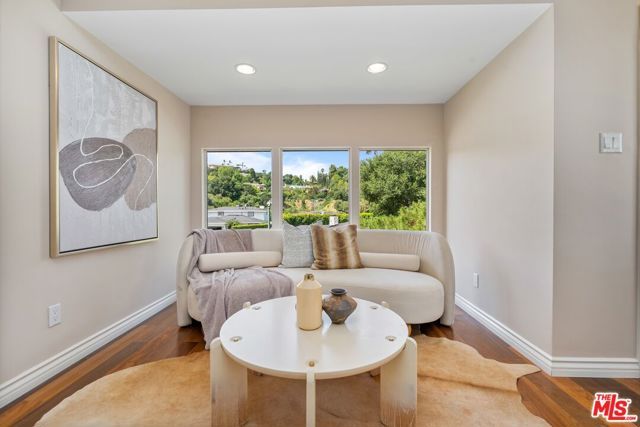 3592 Alana Drive, Sherman Oaks, CA 91403