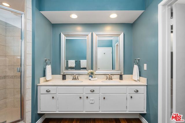 3592 Alana Drive, Sherman Oaks, CA 91403