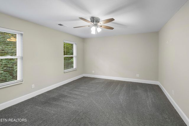 2405 Ashbridge Lane, Knoxville, TN 37932