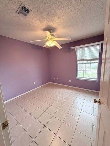 155 49th Street SE, Paris, TX 75462