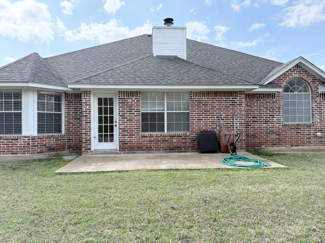 155 49th Street SE, Paris, TX 75462