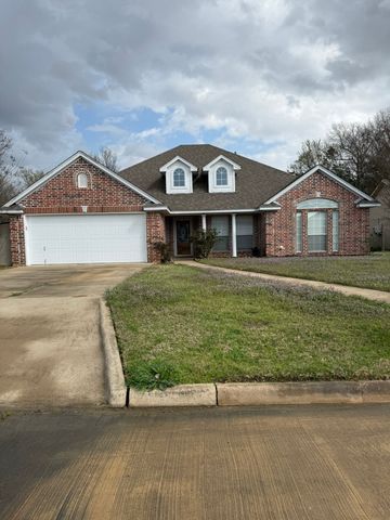 155 49th Street SE, Paris, TX 75462