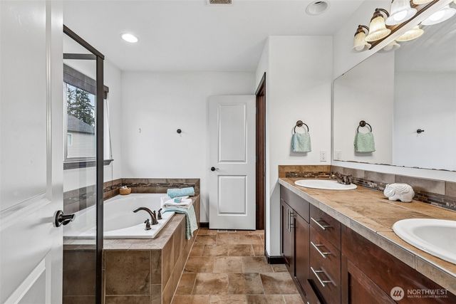 2333 122nd Place SE, Everett, WA 98302