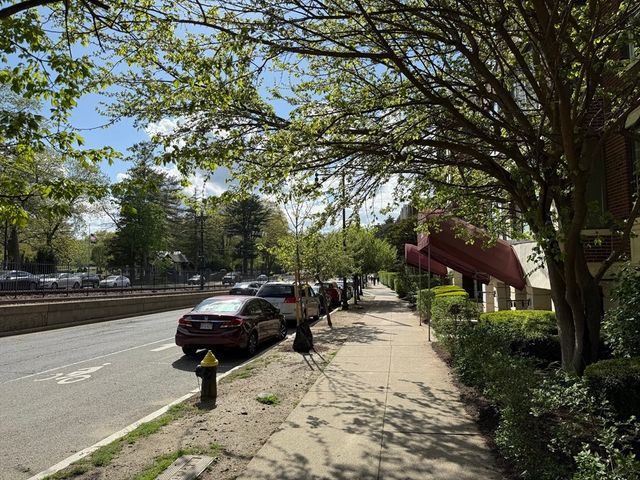 2031 Commonwealth 10, Boston, MA 02135