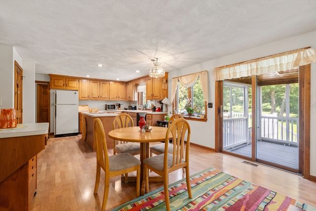 16 Parmenter Rd, Framingham, MA 01701