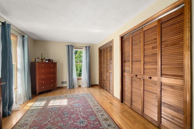 16 Parmenter Rd, Framingham, MA 01701