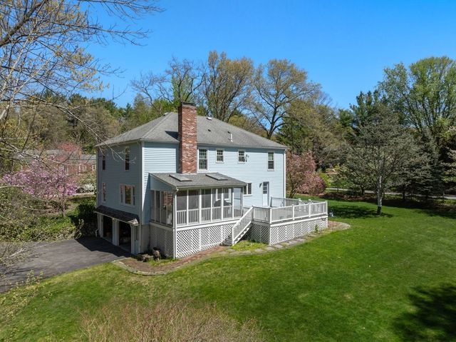 16 Parmenter Rd, Framingham, MA 01701