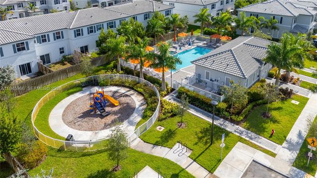 12022 NW 46th St, Coral Springs, FL 33076