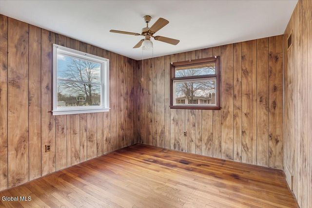 18 Walter Road, Brunswick, NY 12180