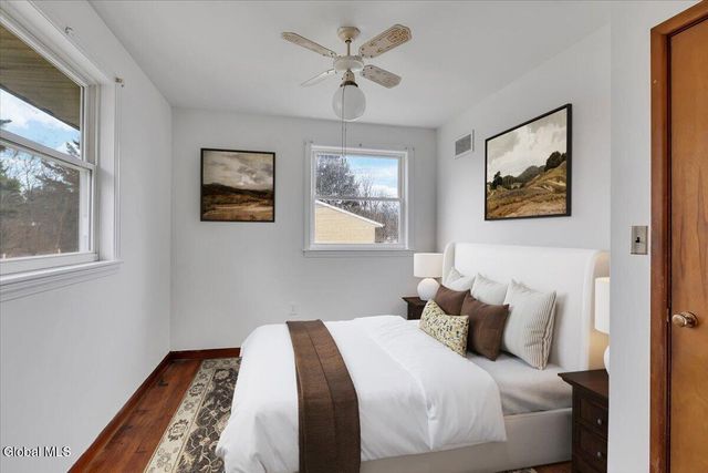 18 Walter Road, Brunswick, NY 12180