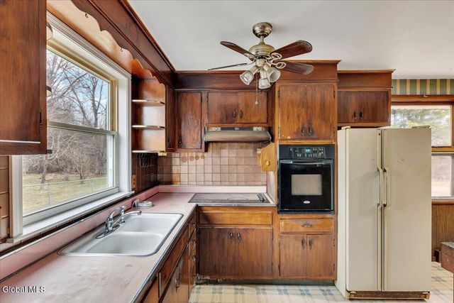 18 Walter Road, Brunswick, NY 12180