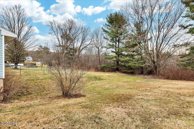 18 Walter Road, Brunswick, NY 12180