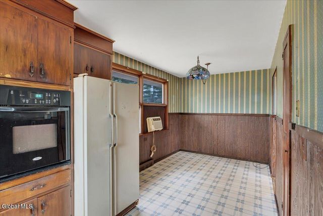 18 Walter Road, Brunswick, NY 12180