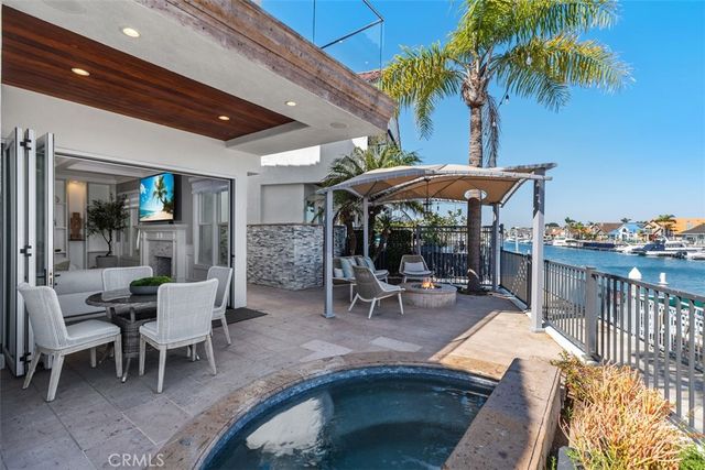 3212 Portofino Circle, Huntington Beach, CA 92649