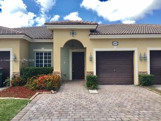 3323 NE 11th Dr -, Homestead, FL 33033