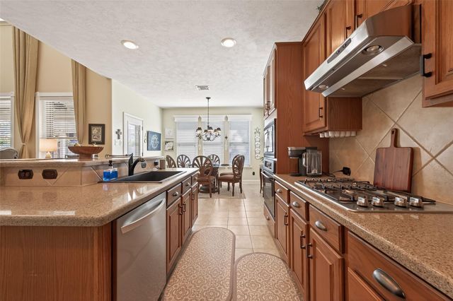 15102 Blackburn Cove Court, Cypress, TX 77429