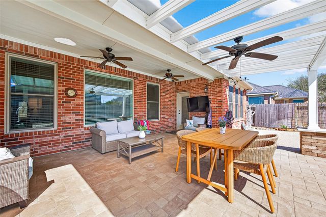 15102 Blackburn Cove Court, Cypress, TX 77429