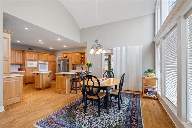 20823 W 94th Street, Lenexa, KS 66220