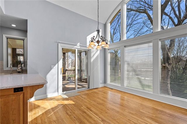 20823 W 94th Street, Lenexa, KS 66220