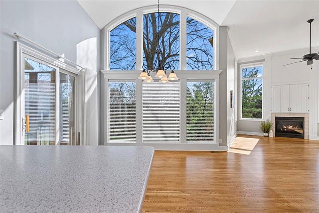 20823 W 94th Street, Lenexa, KS 66220