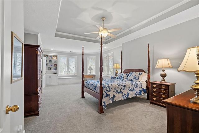 20823 W 94th Street, Lenexa, KS 66220